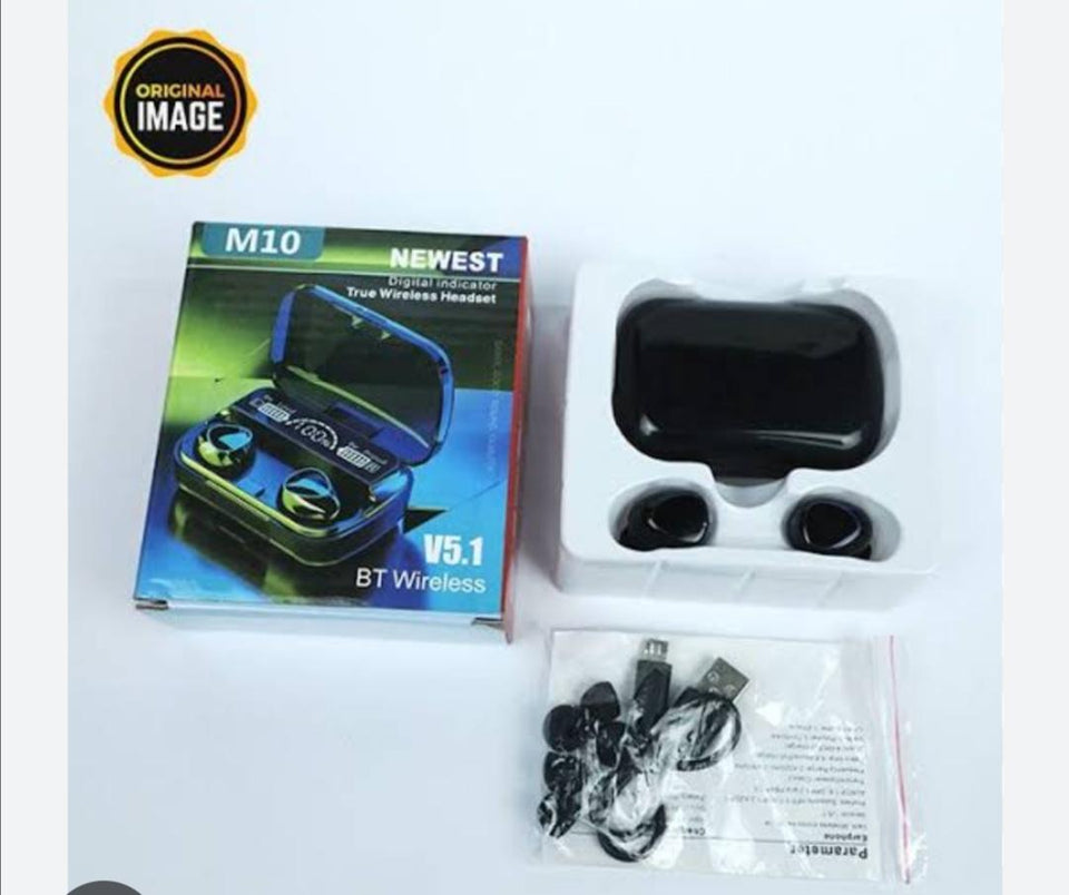 Black Long-Lasting Battery With Fast Charge Earbuds